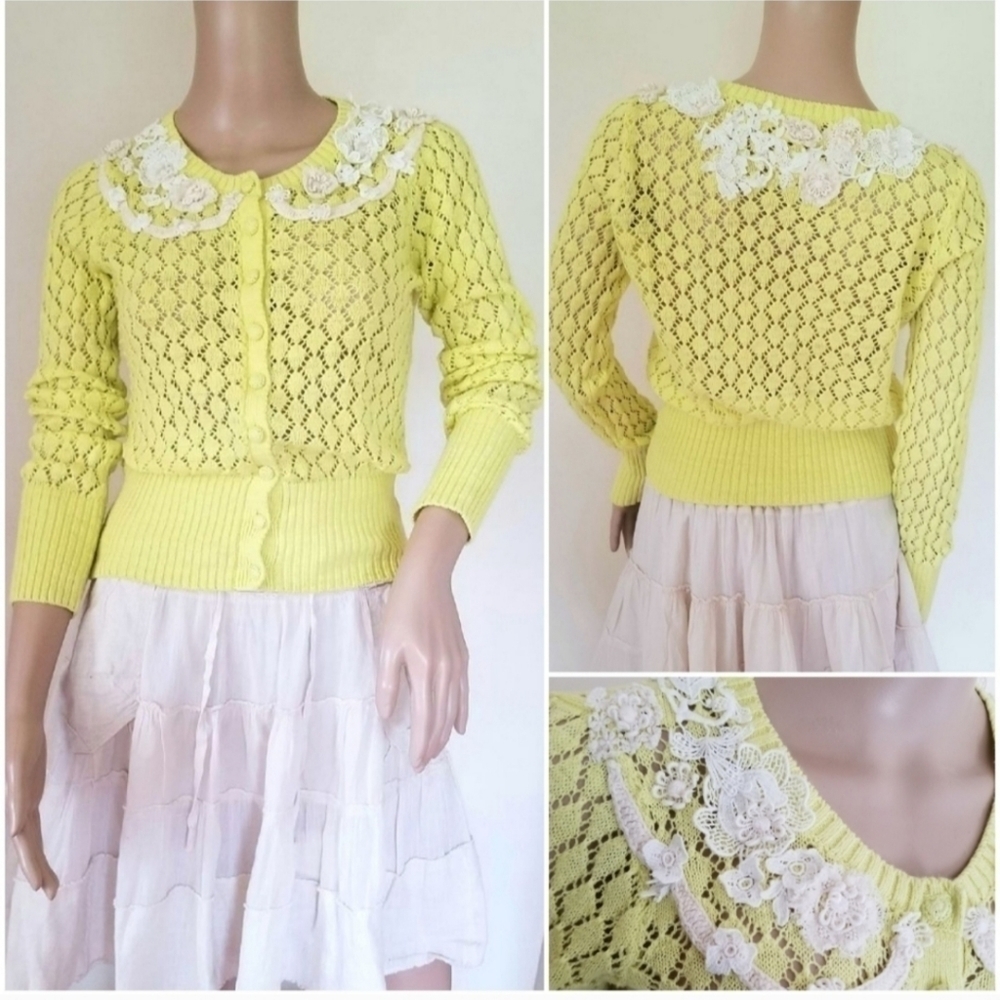 Y2k Anthropologie little yellow bird crochet cardigan sweater Gilmore Coquette - Picture 3 of 15